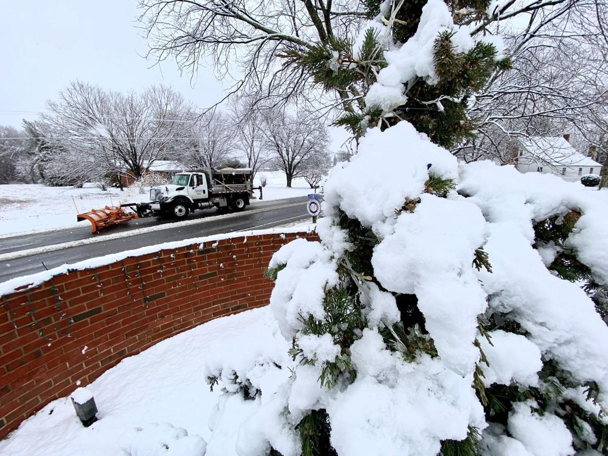 PHOTOS Sunday's snow in Virginia State and Regional News