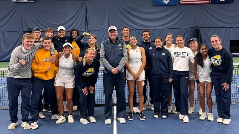 Poole reaches win milestone, no. 71 women’s tennis sweeps Virginia Wesleyan en route to ODAC championship