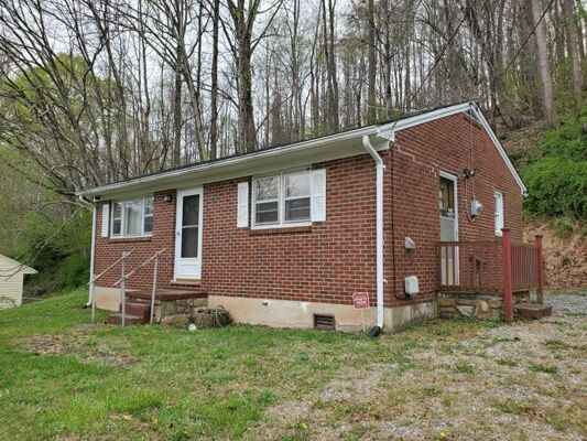 2 Bedroom Home in Fieldale - $42,000