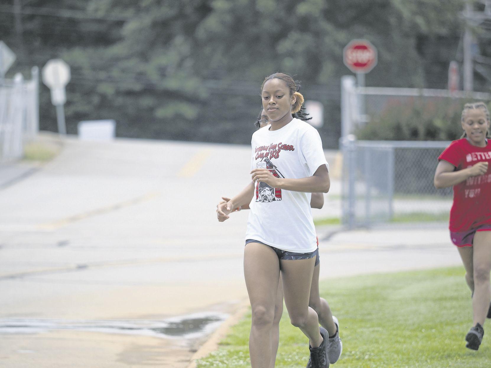 Girls Track And Field Gravely Aiming High At State Championships