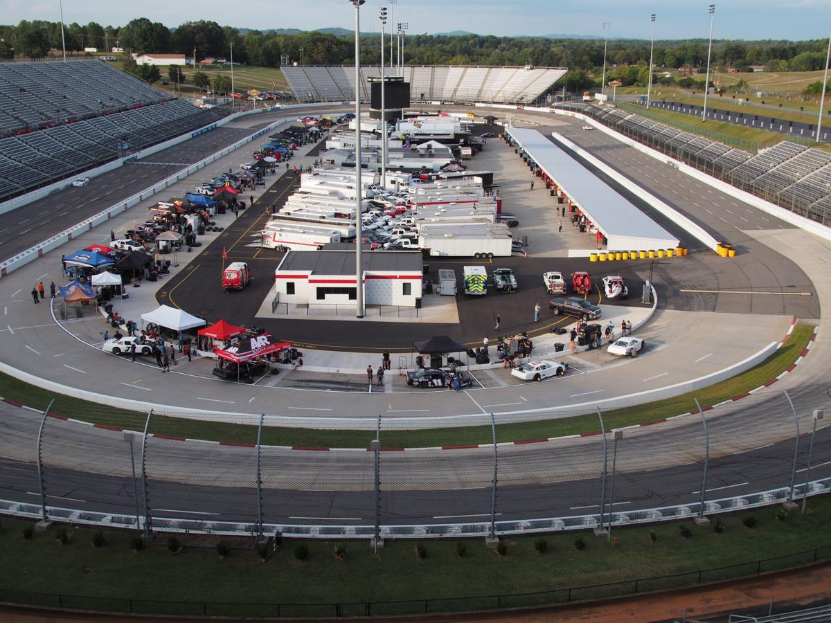 Late model practice at Martinsville Speedway Martinsville Speedway Late model practice at Martinsville Speedway Martinsville Speedway