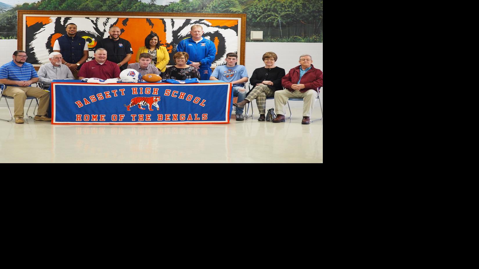 Bassett S Dylan Hairfield Commits To Play Football At Concord