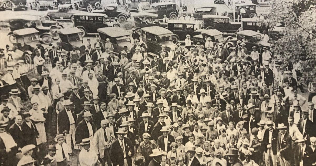 8 November Today in history: Monday, Nov. 8