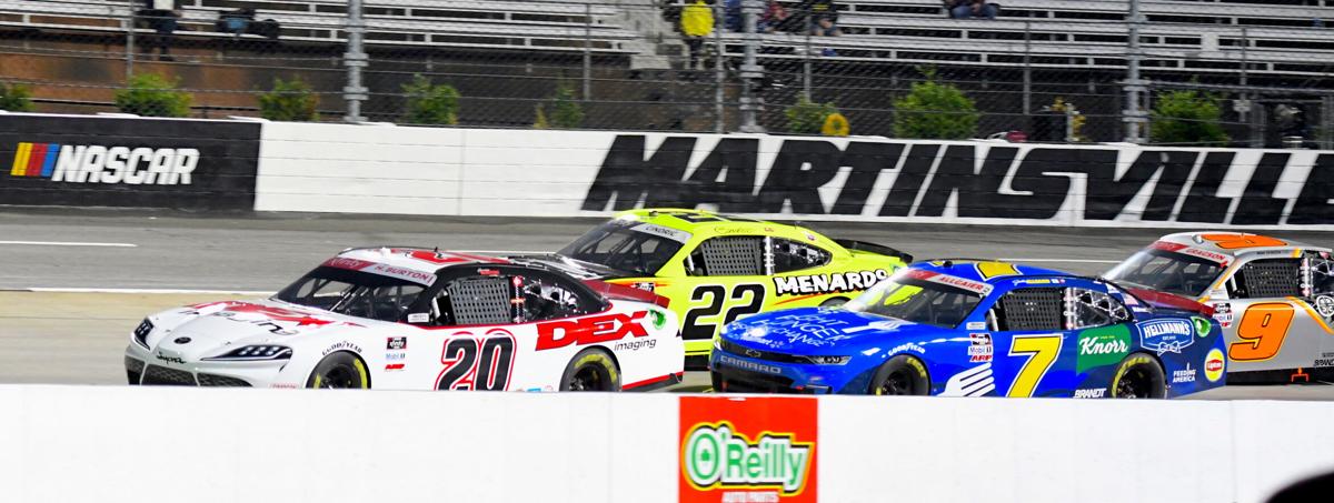 More Rain Delays Saturday Scheduled Nascar Cup Series Race Martinsvillebulletin Com