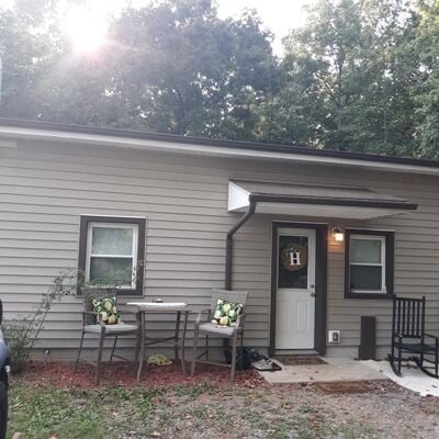 2 Bedroom Home in Axton - $94,500