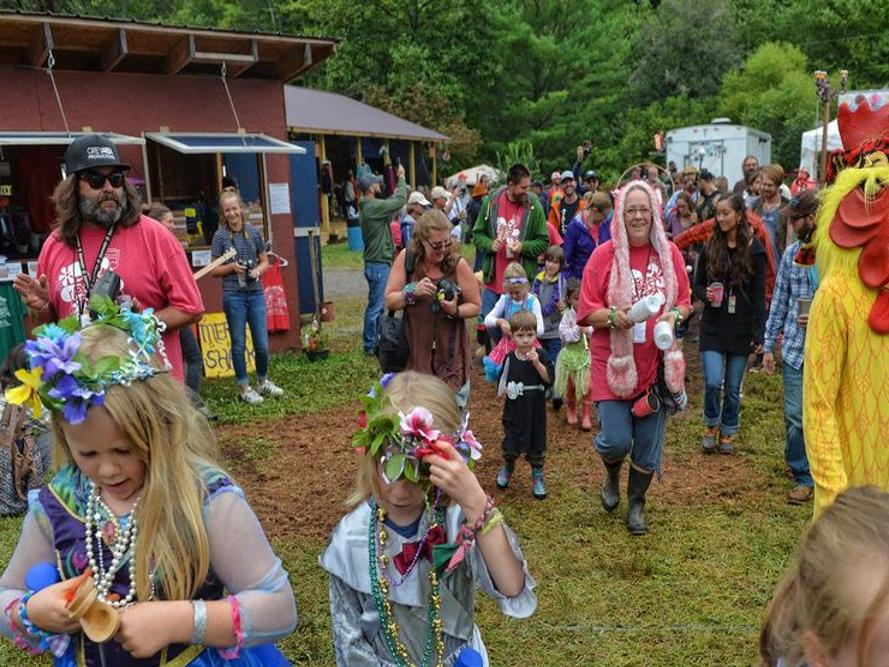 Front Porch Fest Returns To Patrick County Latest Headlines Martinsvillebulletin Com The festival is produced by a group of family, friends and funsters inspired by the idea that life is enriched by art. front porch fest returns to patrick