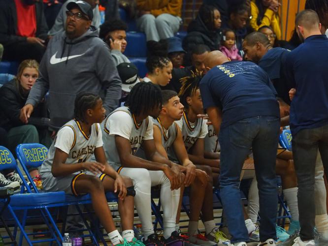 Martinsville, Carlisle take winning streaks into Christmas