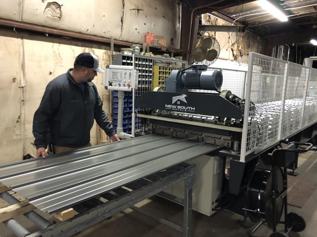 Mason Kendall A Long Time Roofer In Martinsville Area Has Started A New Company That Heavily Uses Technology Local News Martinsvillebulletin Com