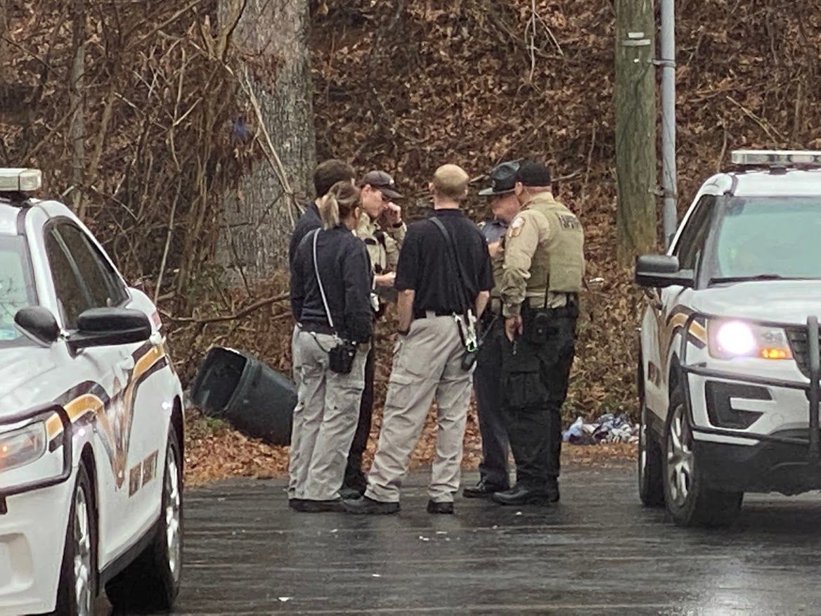 Body found at Deluxe Inn Collinsville; no foul play suspected Local