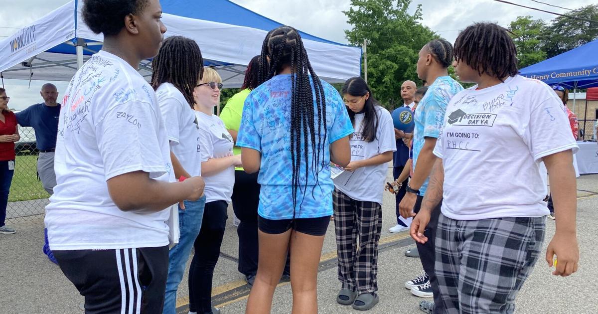 Martinsville High School holds career day