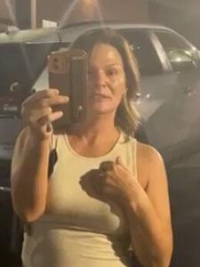 Woman pleads guilty to assaulting news reporter