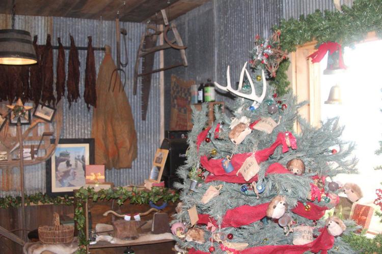 Cartwright Grove gets decked out for holidays Local News mayfield