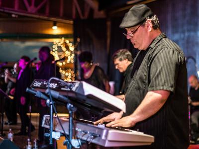 Gotcha Groove in the house