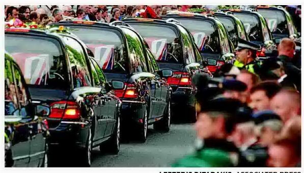 Trump praises British troops after furor