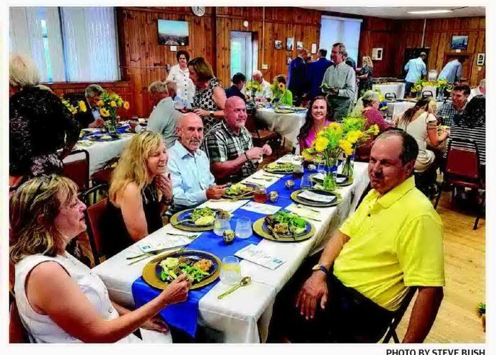 Rotary Club of Marion holds annual banquet and installs new officers