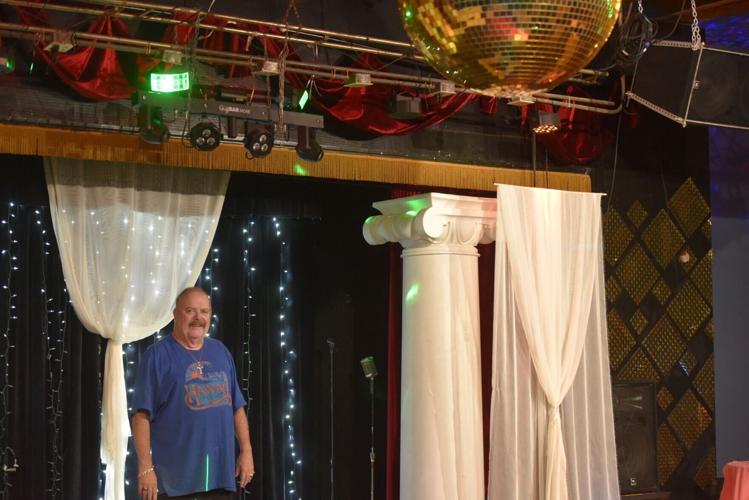 042826-hdr-news-cabaret-p1