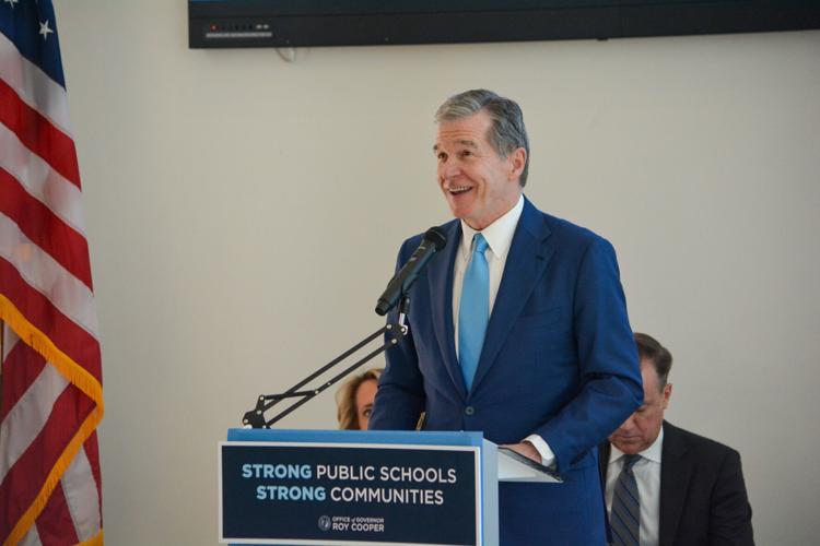 022224-mnh-news-coopervisit-p3.jpg