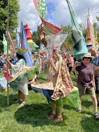 070725-srl-nws-todd-p4