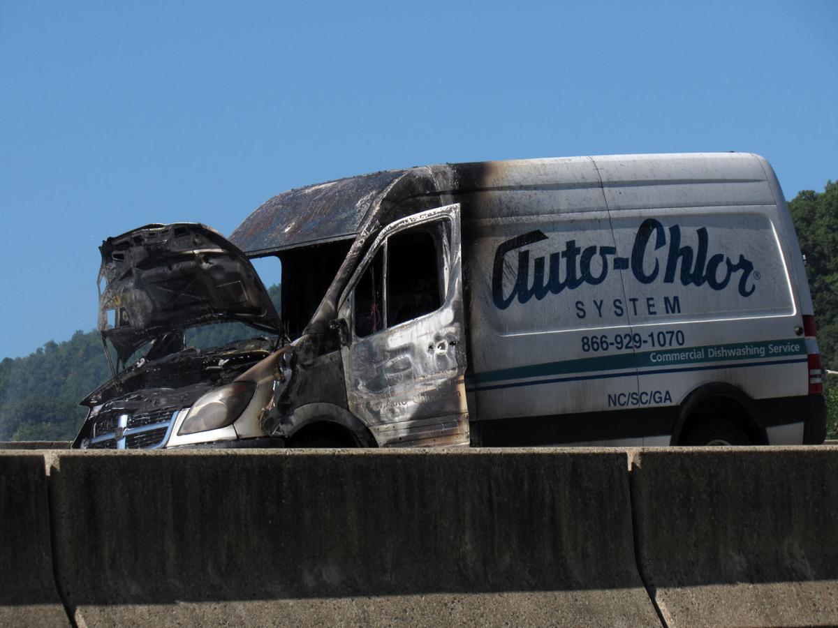 Vehicle Fire On Old Fort Mountain Closes Traffic Local News Mcdowellnews Com