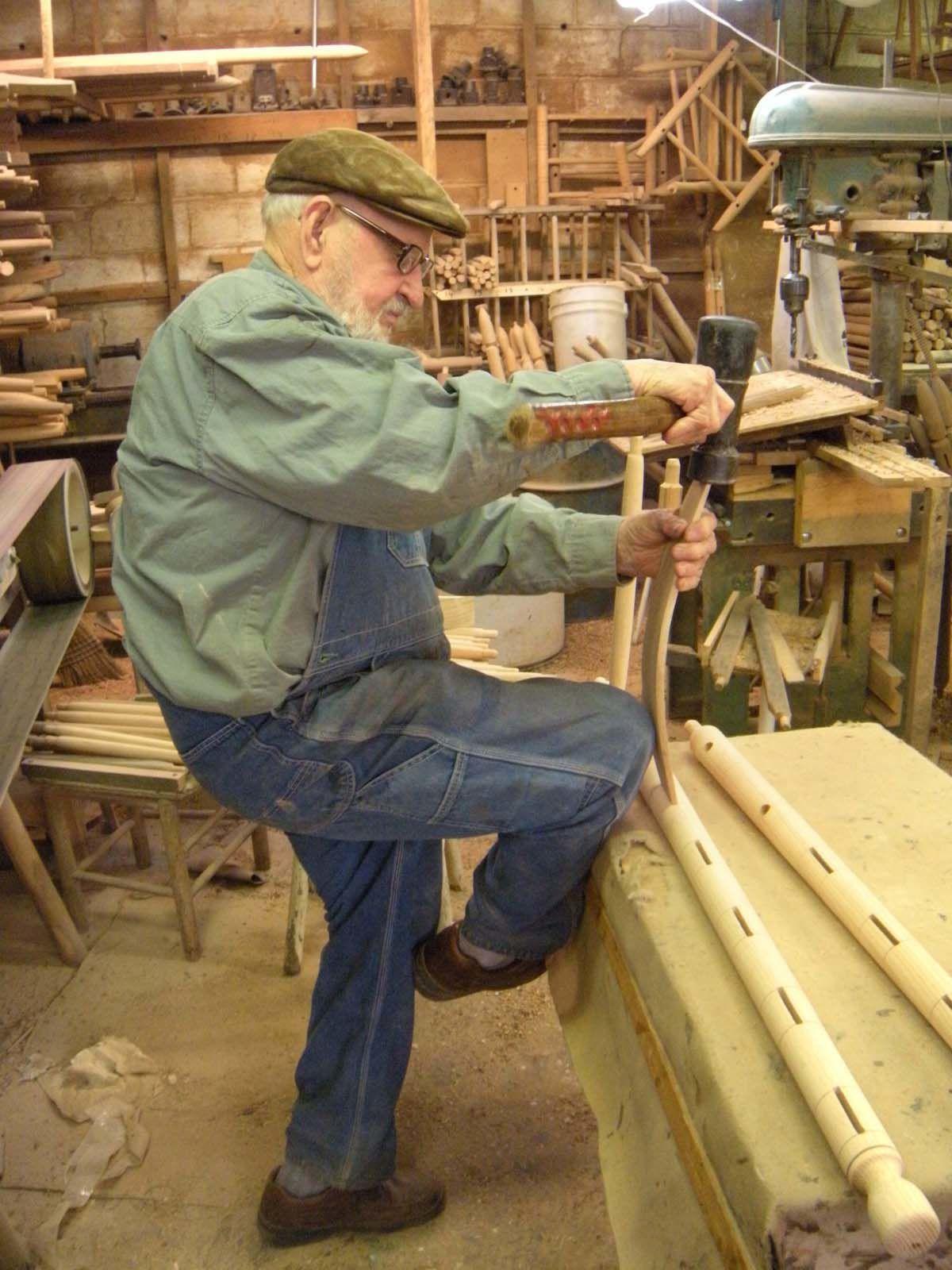 A Craftsman Now Rests Master Chairmaker Max Woody Dies At 89