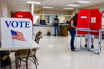 110424-mnh-news-electionday-P10.jpg (copy)