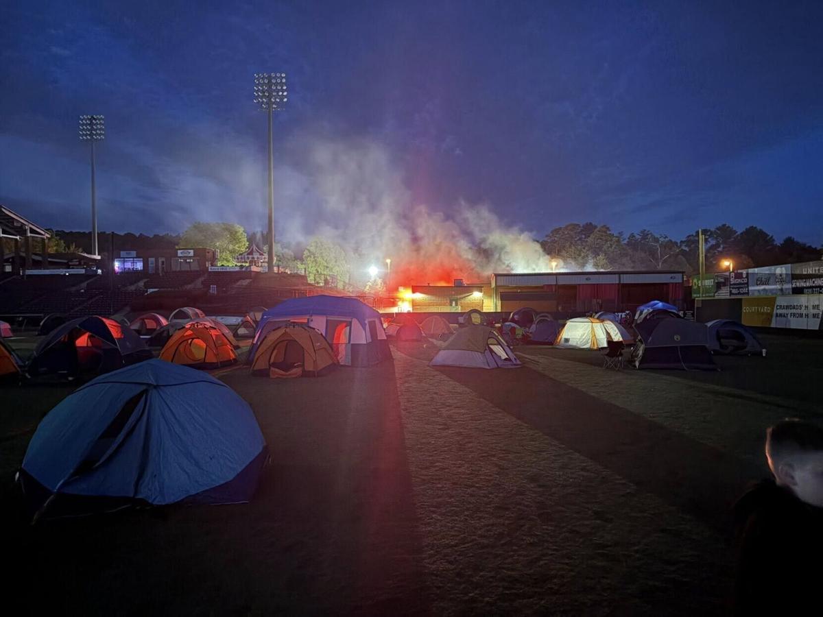 LP Frans stadium fire.jpg