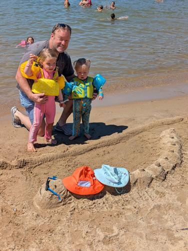 Family Beach Day 2.jpg