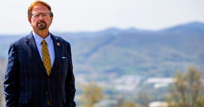Reports: NC Rep. Chuck Edwards under investigation for sexual harassment claims