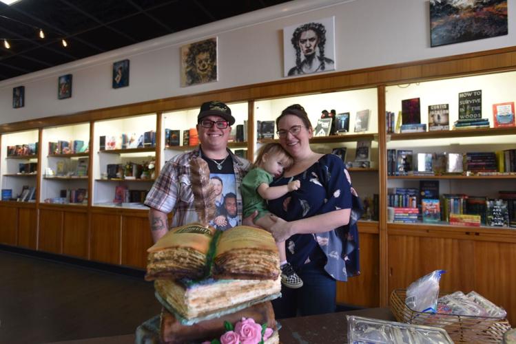 041626-hdr-news-libreria-p1