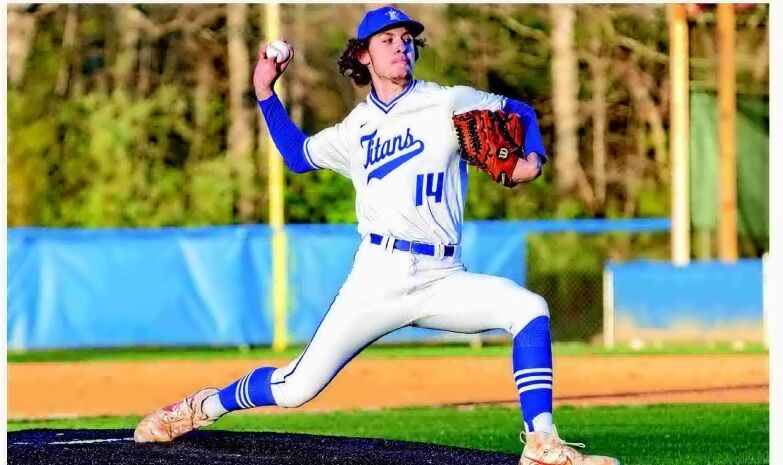 Spivey, Titans walk it off against Enka