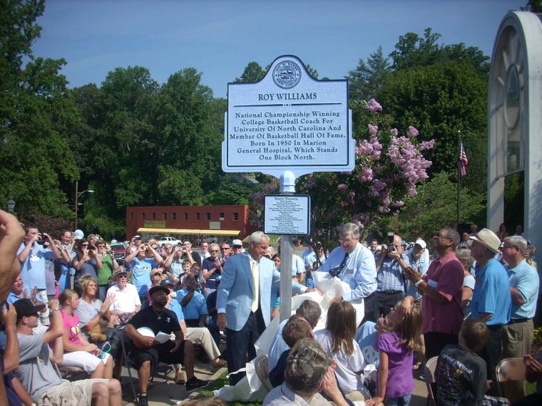 2011 Headliners, No. 5 -- Roy Williams dedicates marker