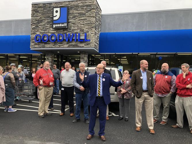 Goodwill opens retail store in Marion