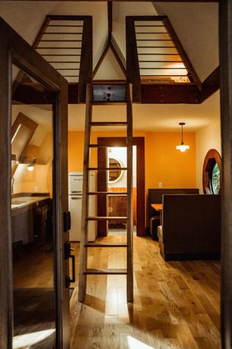 Resort in Old Fort 2.jpg