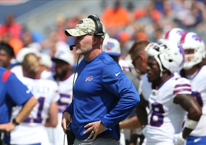 1019248714 McCoy Sports Buffalo Bills Chicago Bears (copy)