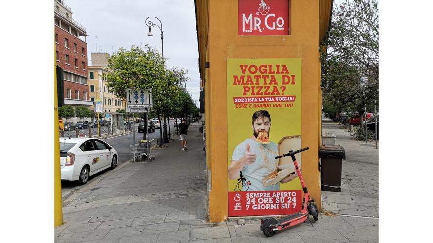 What pizza from a vending machine really tastes like