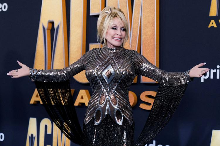 PEOPLE-DOLLY PARTON/
