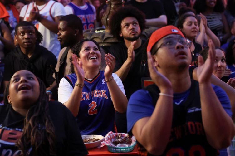 BASKETBALL-NBA-NYK-SAS/