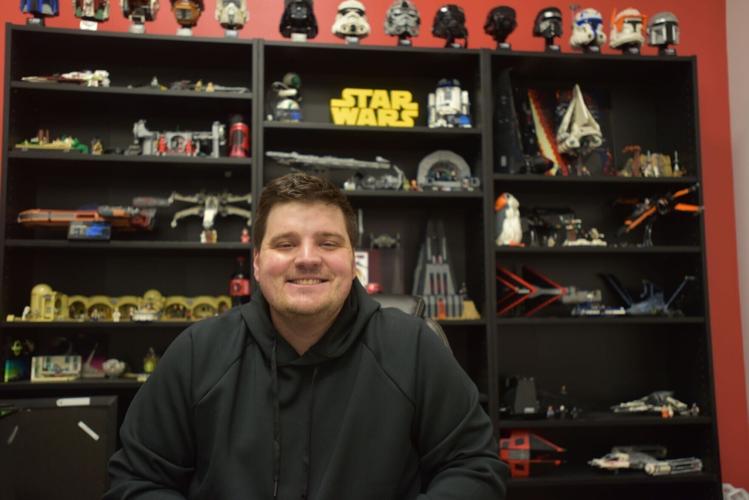 041026-hdr-news-lego-p1