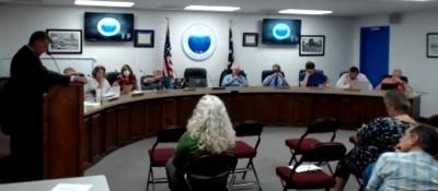 081721-mmn-nws-schoolboard-p1.jpg