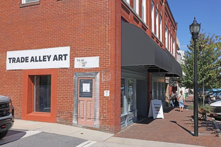 10xx25-hdr-news-artist-p4