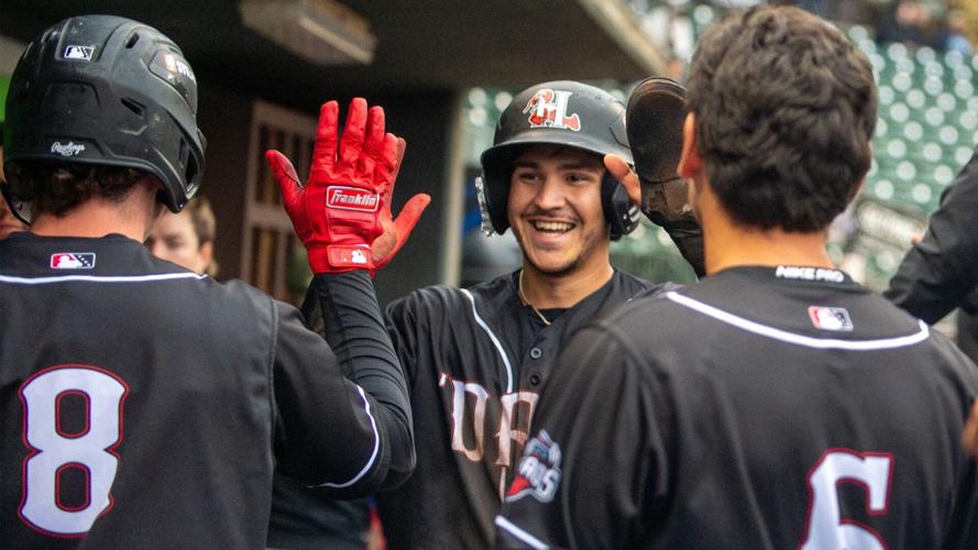 ‘Dads Steal 6 in 5-3 Victory over Charleston