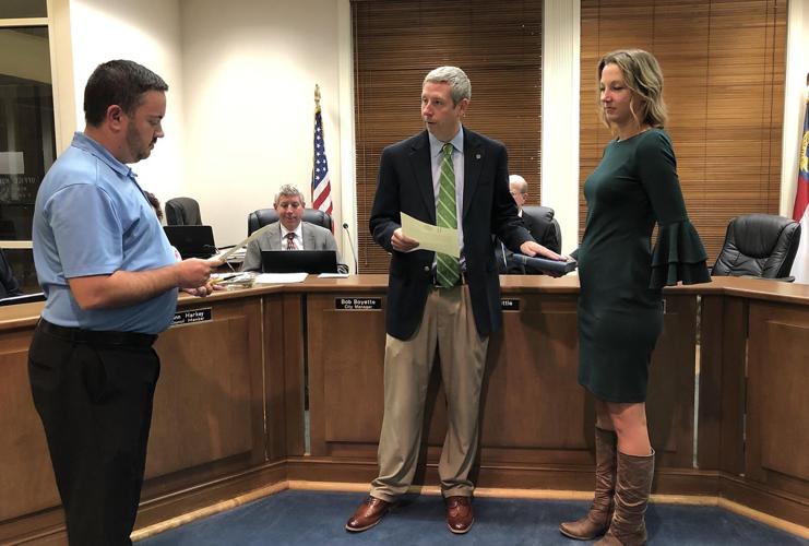 Marion’s mayor, council members take the oath at Tuesday meeting