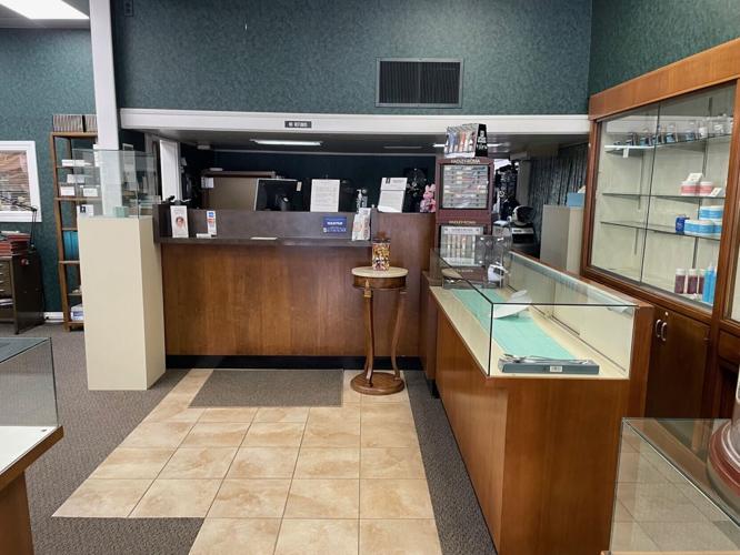 MNH 071426 Gregory Jewelers 5.jpg