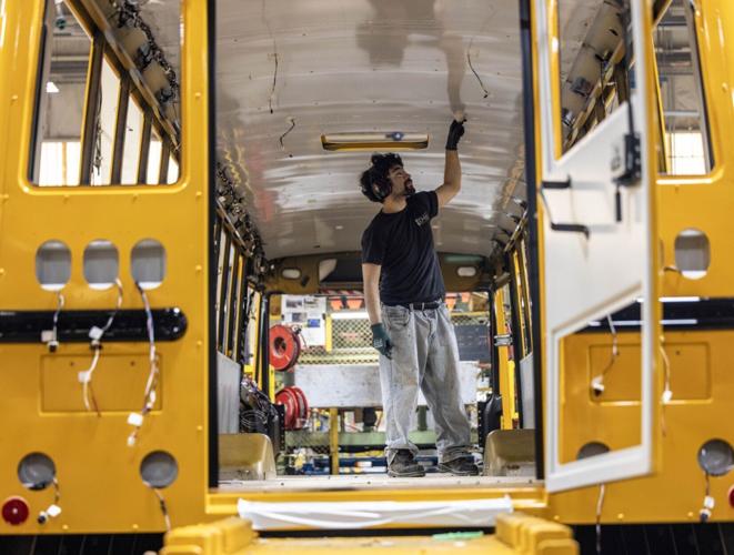 Thomas Bus