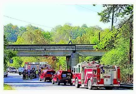 Train derails in Morganton