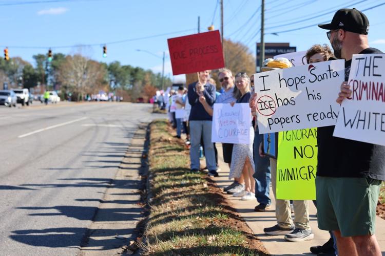 112425-hdr-news-protest-p2