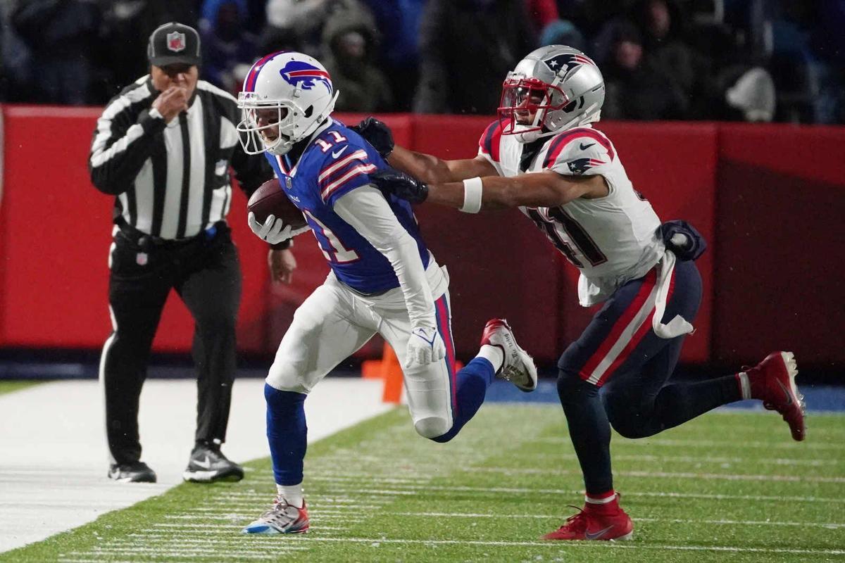 Cole Beasley Bills