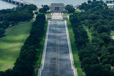 USA-TRUMP/REFLECTING POOL