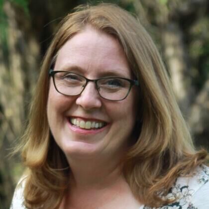 Amy Moomaw headshot.jpg