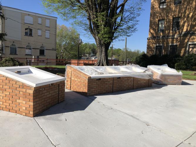 Work on Charters of Freedom continues at courthouse